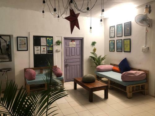 The Hostel Crown Udaipur