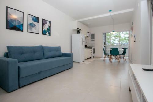 Apartamento Ubatuba, Ar, Varanda Gourmet, Piscinas E 300mt Praia