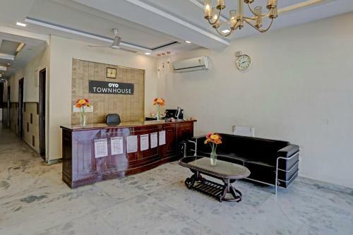 Hotel Oyo Townhouse 951 Dharam Villa