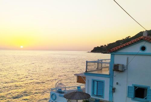 Sea Sound Villa