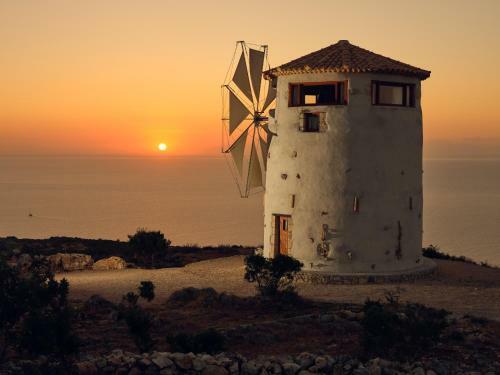 Villa Anemomilos