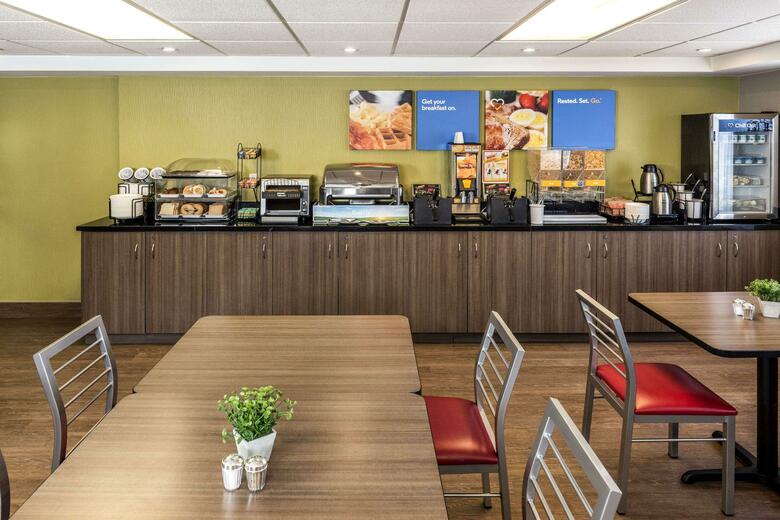 Hotel Comfort Inn Edmunston - Standard Cb