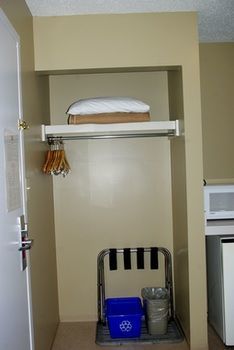 Hotel Econo Lodge Fort St.john- Roh
