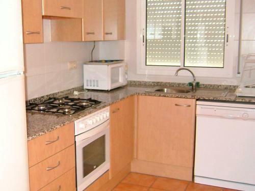 Apartment Roses I Llan��