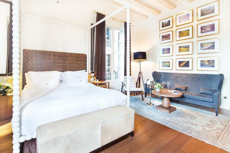Hotel Do Pla�a Reial G.l.