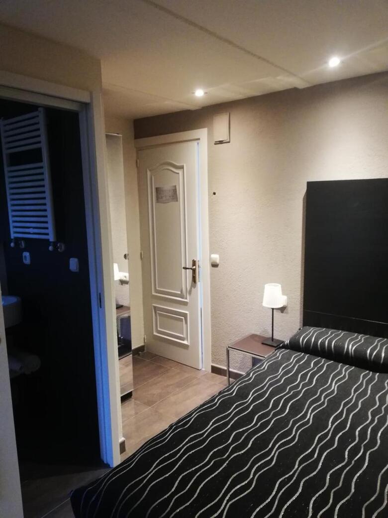Hostal Fonda Mat�a