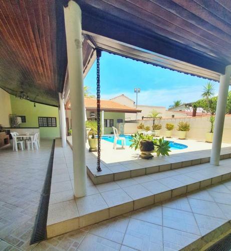 Borac�ia House