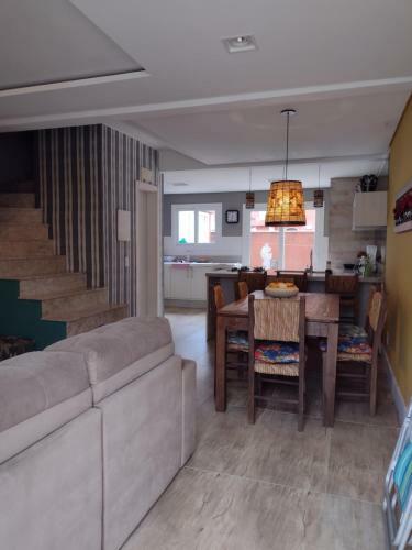 Condom�nio Las Olas. Casa � Beira Mar Em Imb�.