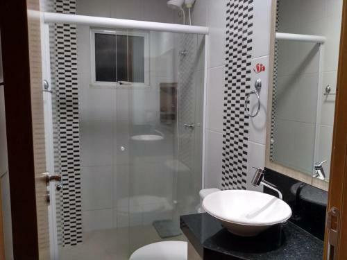 Apartamento Royal 101 - 2 Quartos, 5 H�spedes, 350m Da Praia