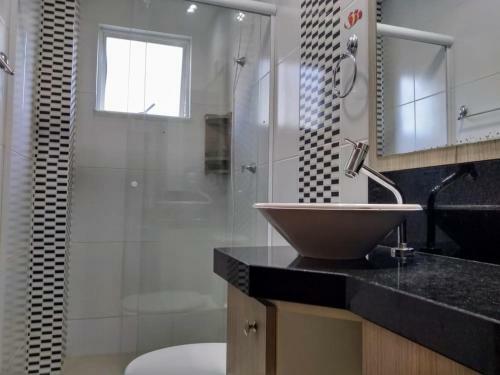 Apartamento Royal 101 - 2 Quartos, 5 H�spedes, 350m Da Praia