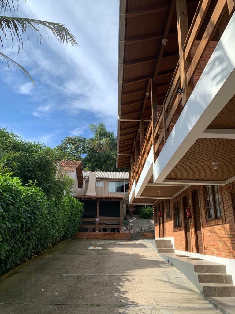 Posada Pousada Latitude 27 Bombinhas