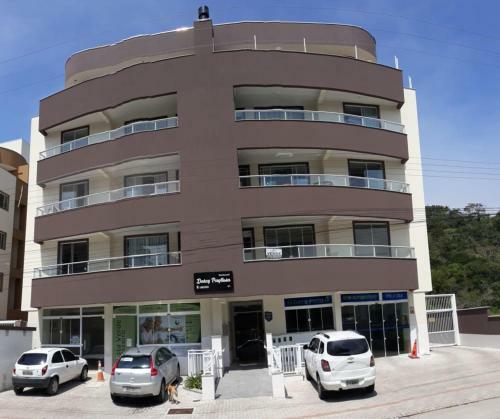 Apartamento Apto Em Bombinhas 300m Do Mar