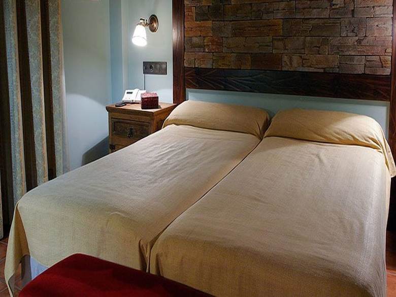 Hostal Hotel Casbas