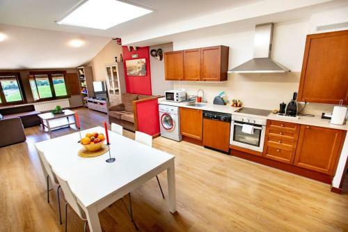 Apartamentos Tur�sticos Mallos De Huesca