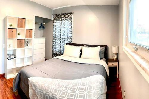 Cheerful Residential House With All Yours Needs.