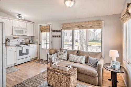 Bright Belmar Cottage Less Than Half Mi To Boardwalk!