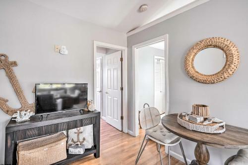 Bright Belmar Cottage Less Than Half Mi To Boardwalk!