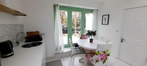 Parc Cottage
