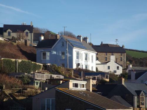 Pendyffryn Manor Bed & Breakfast