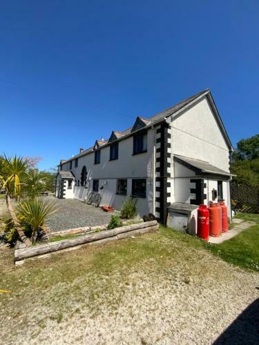 Bed & Breakfast Innis Guest House And Campsite
