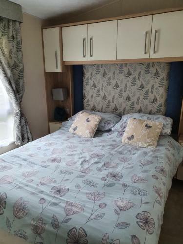 Platinum Static Caravan On Whitehouse Leisure Park Abergele Towyn