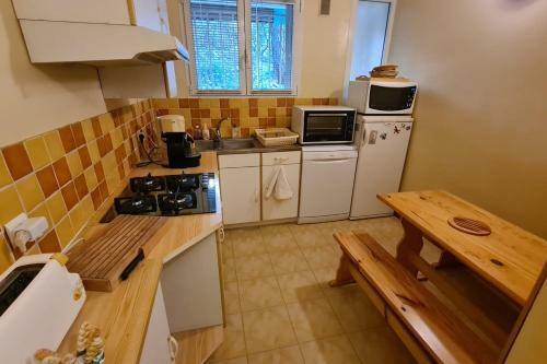 Apartamento Apprt Calme Avec Balcon Proche Cannes