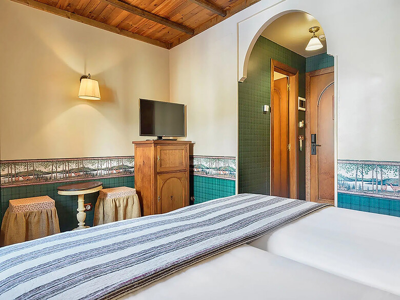 Hotel Bocal� 3000