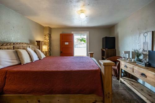 Hotel The Historic Leakey Inn