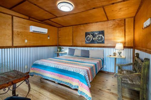 Hotel The Historic Leakey Inn