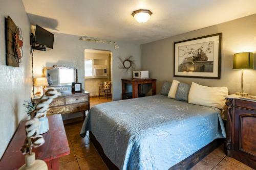Hotel The Historic Leakey Inn