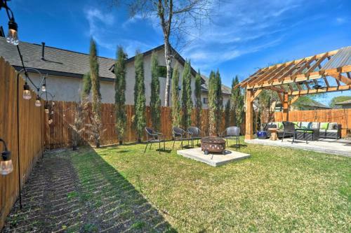 New Braunfels Escape, Walk To Gruene Hall!
