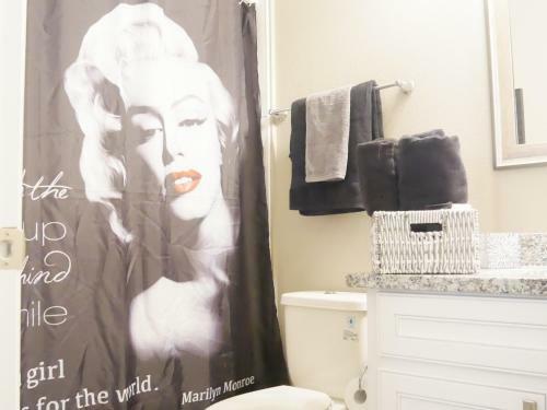 Luxury 3bd 3 1/2 Bath In Heart Of Houston!