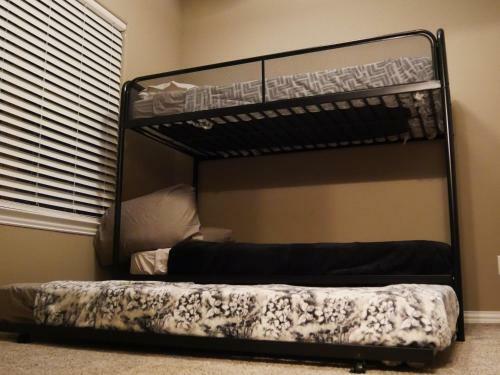 Luxury 3bd 3 1/2 Bath In Heart Of Houston!