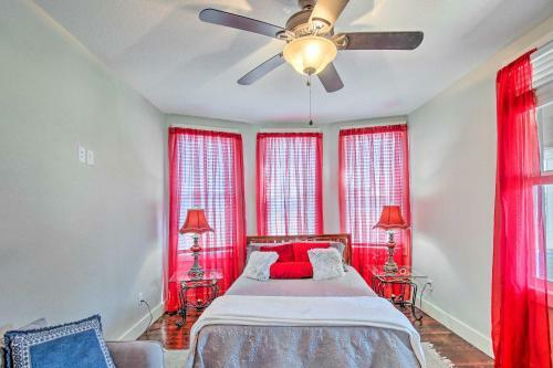 Pet-friendly San Antonio Home With Deck And Yard!