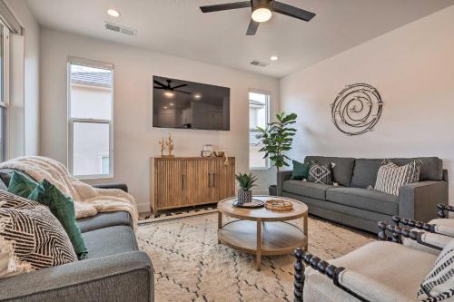 Boho Washington Getaway With Patio And Game Room!