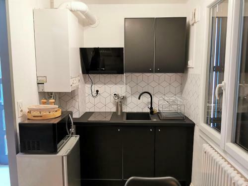 Apartamento Studio Tr�s Chaleureux Enti�rement Refait � Neuf