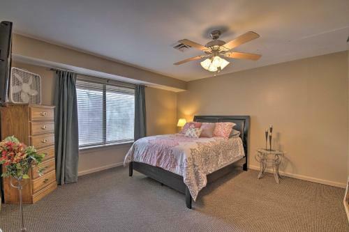 Inviting Home With Hot Tub On Table Rock Lake!