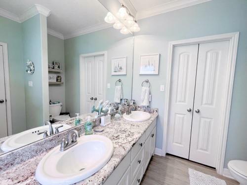 The Green Seahorse Home