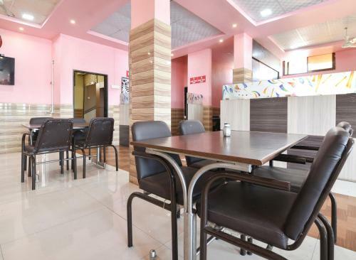 Oyo 70464 Hotel Vishal Chokak
