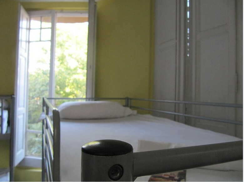 Hostal Feetup Garden House