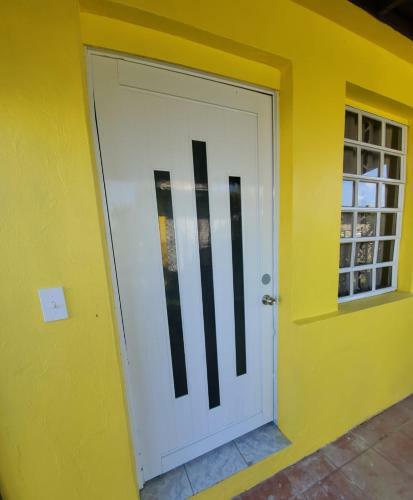 Large 8br Sleeps 38 People With Over 3000 Sq Ft