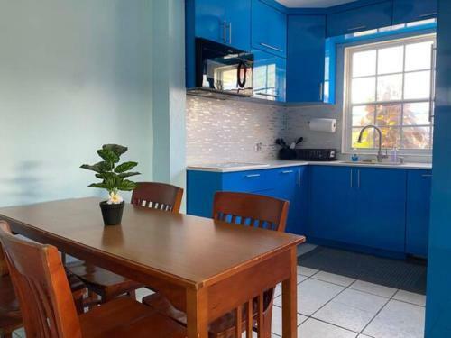 Large 8br Sleeps 38 People With Over 3000 Sq Ft