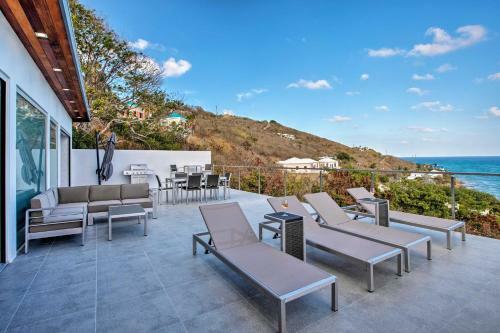 Luxury St Croix Home With Oceanfront Pool And Views