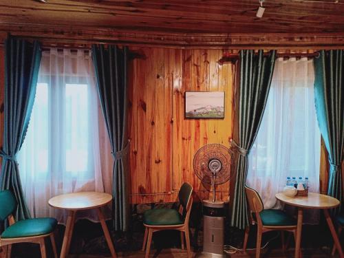 Hotel ?? L?ch Farmstay & Camping