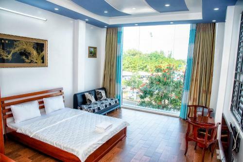 Hotel 80 L� L?i