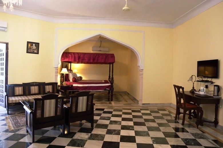 Hotel V Resorts Rajmahal