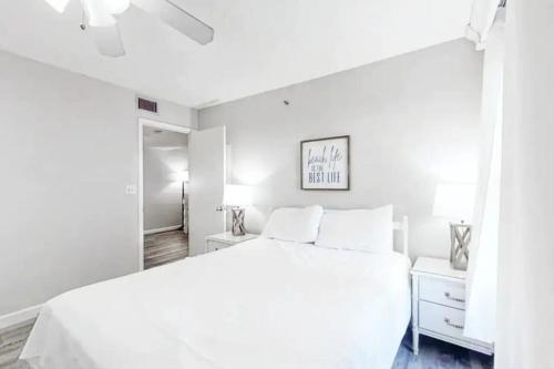 Phoenix 1 Unit 1101