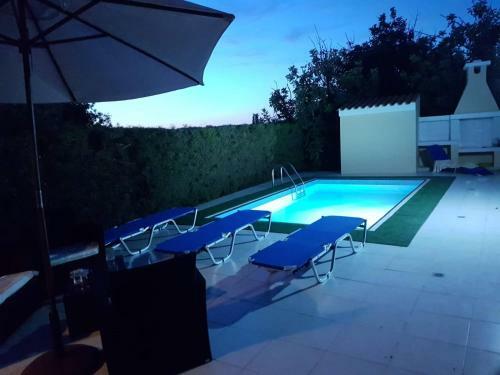 Beautiful Modern Apartment With Private Pool