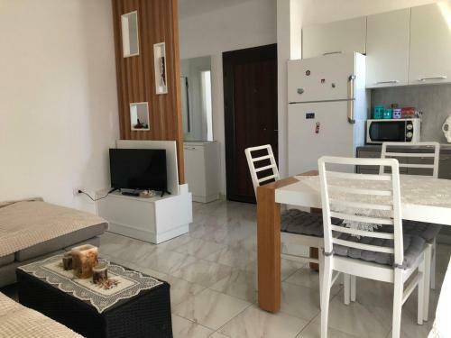 Qerret Seaside 1 Bedroom Apartment
