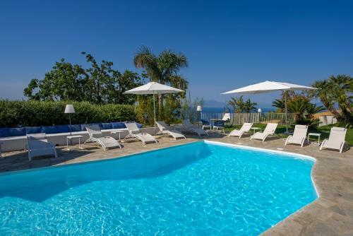 Hostal Capri Blue Luxury Villa Le Tre Monelle